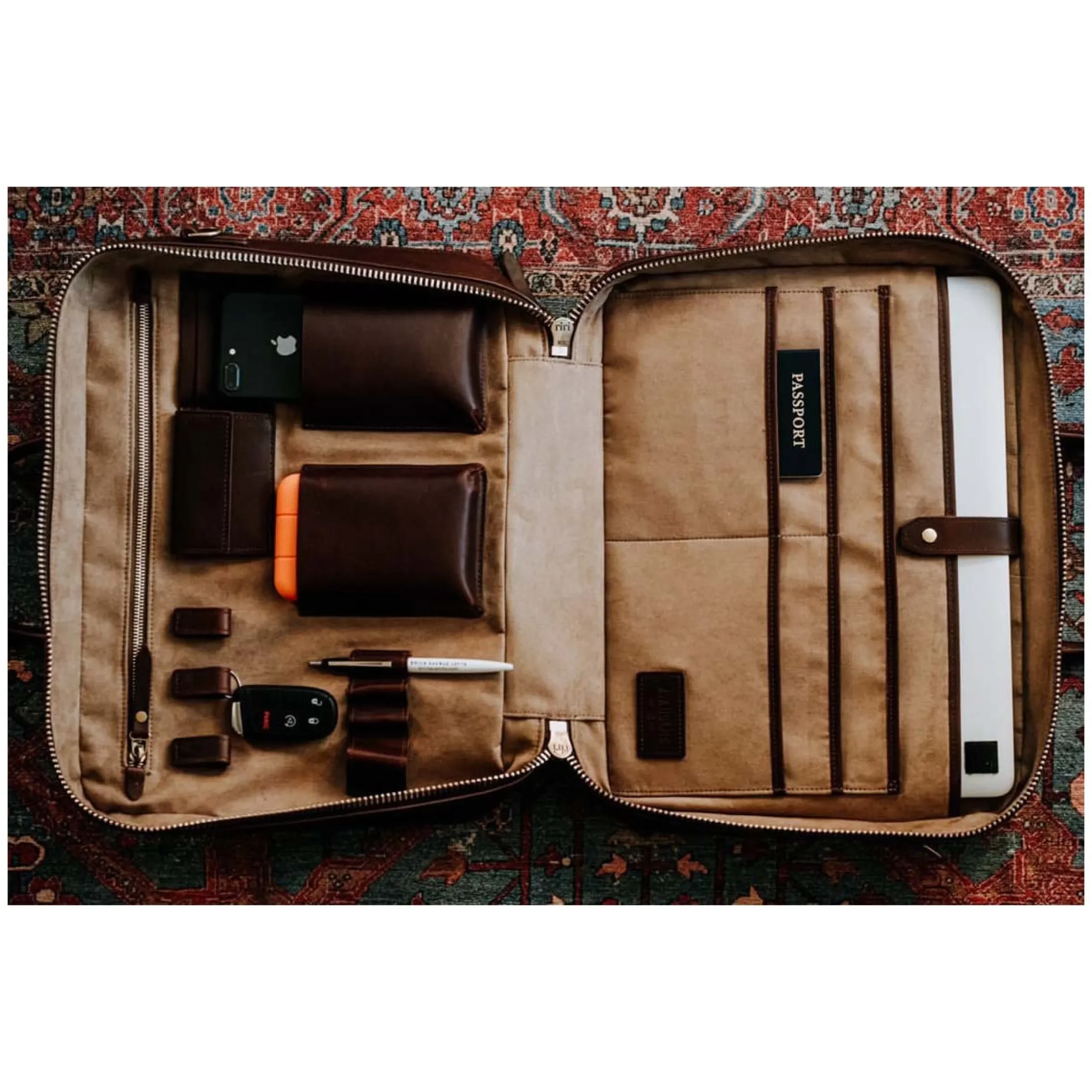 editor_briefcase_with_trolley_sleeve_v_7.webp Discount J. W. Hulme Co Editor Briefcase With Trolley Sleeve V1 American Heritage Leather