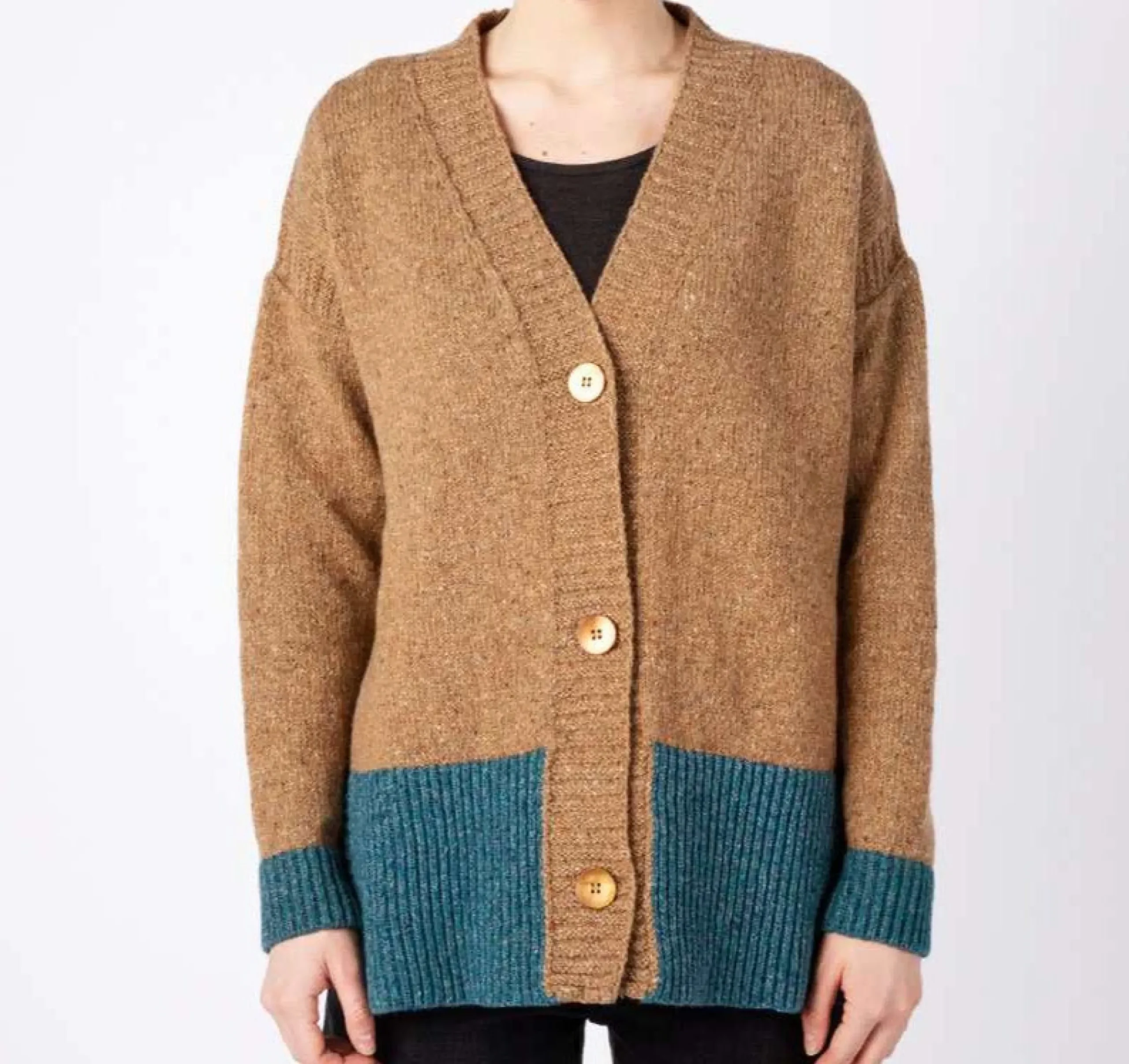 irelandseye_hawthorne_contrast_cardigan_2-1.webp Cheap J. W. Hulme Co Irelandseye Hawthorne Contrast Cardigan
