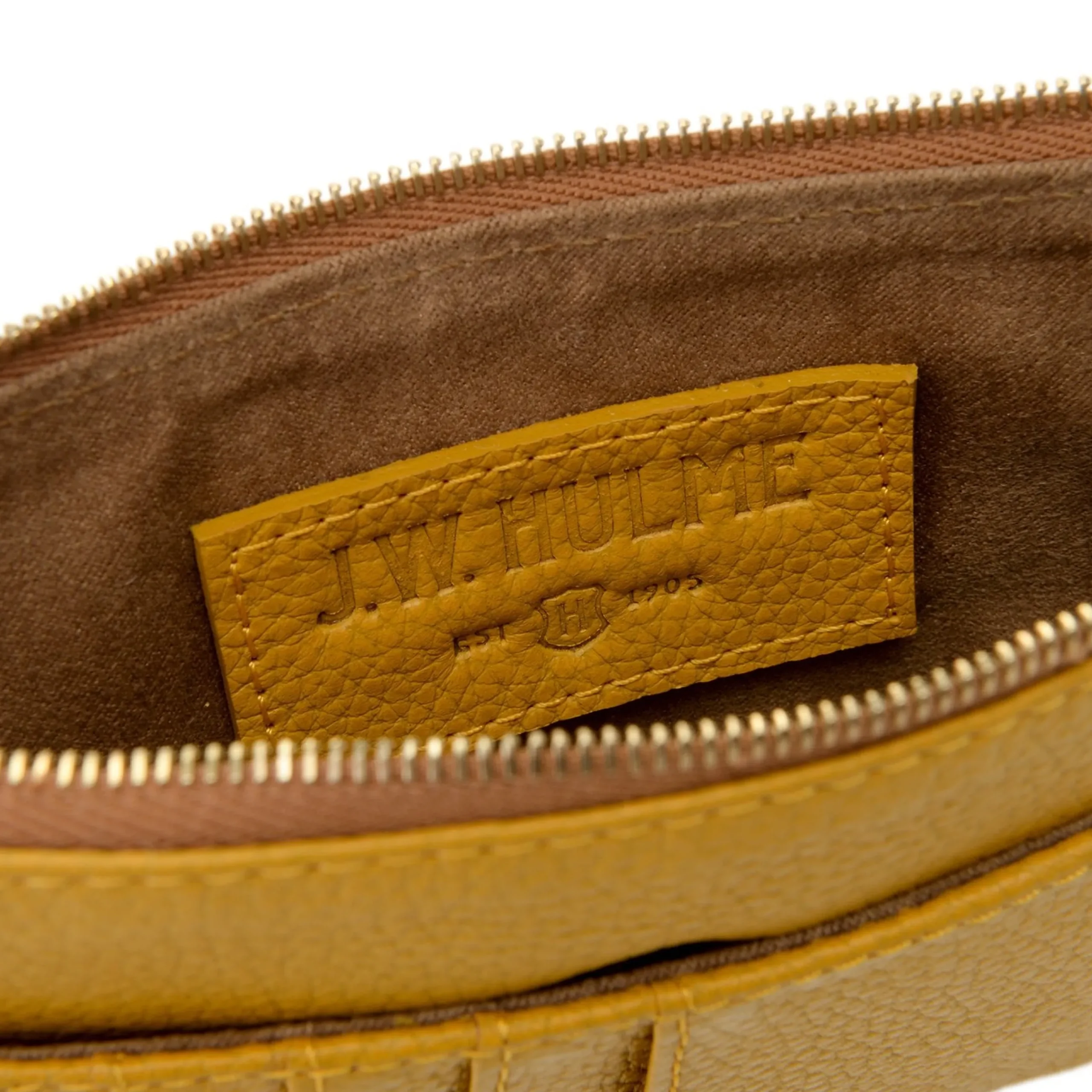 pearl_zip_wristlet_pouch_pebble_leather_4.webp Shop J. W. Hulme Co Pearl Zip Wristlet Pouch Pebble Leather